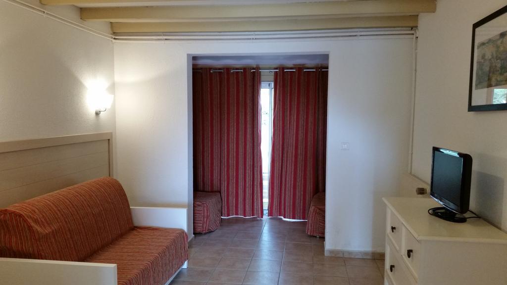 Goelia Le Mas Blanc Aparthotel Perols Bilik gambar